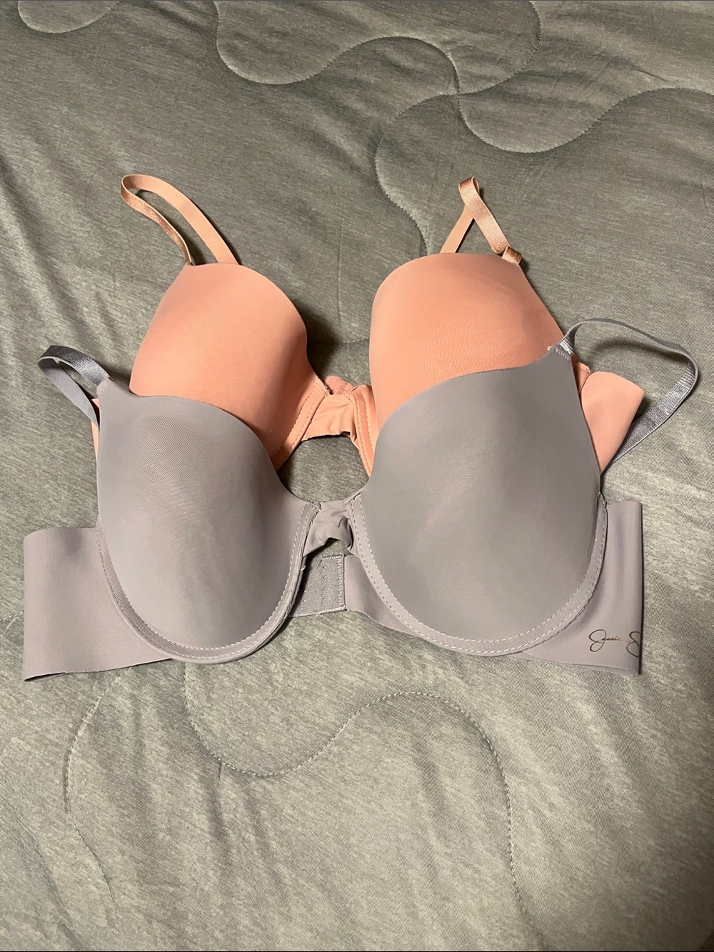 Jessica Simpson Peach Pink & Light Gray Lavender Seamless Convertible Bra 36C